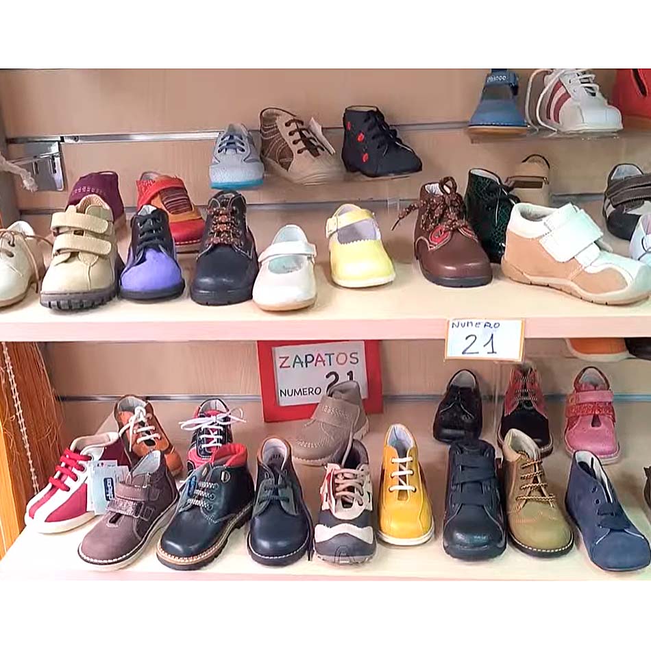 Zapatitos Chicco y Leon Shoes - Imagen 4